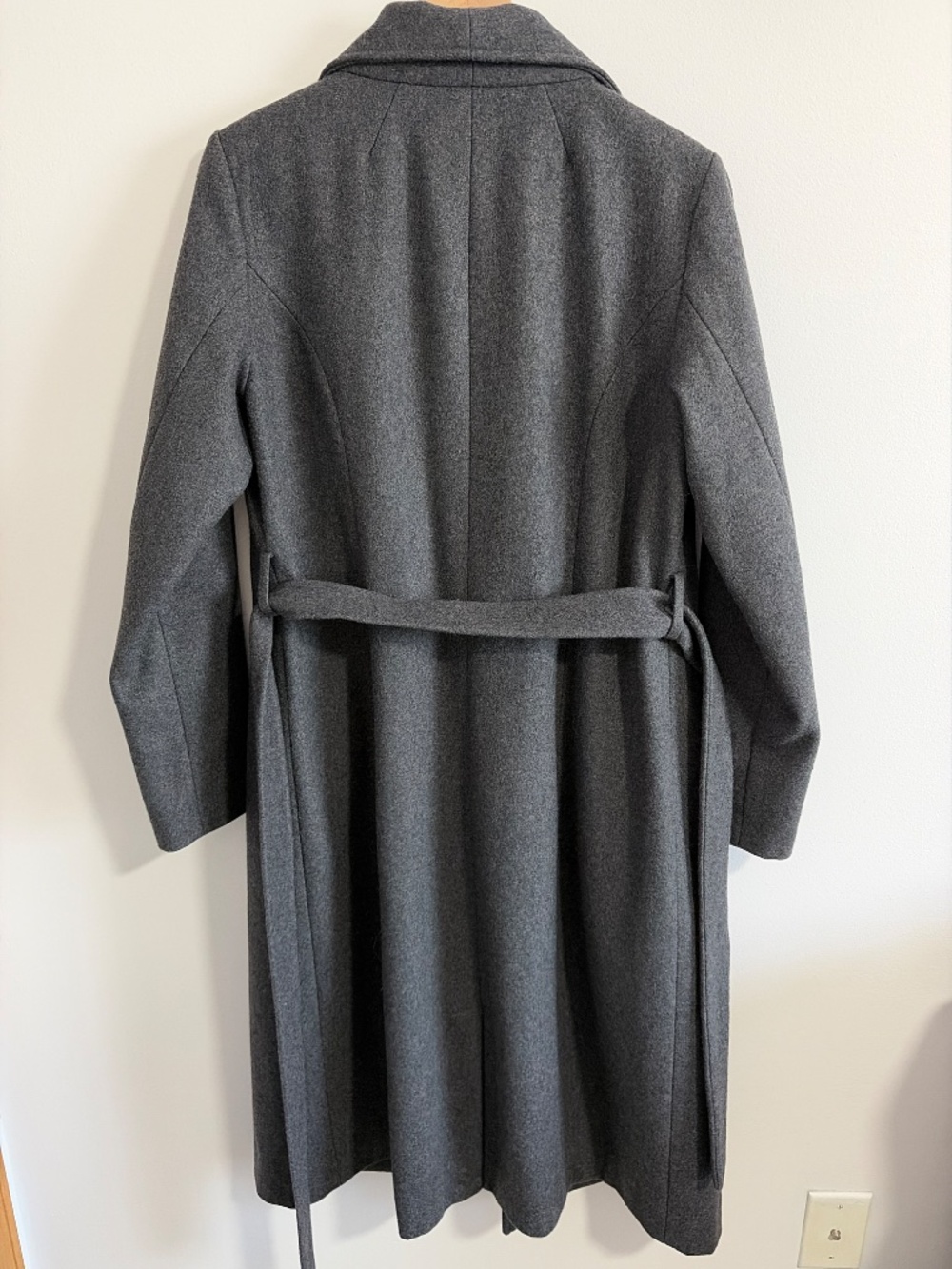 Wool coat - Picture 5 of 5